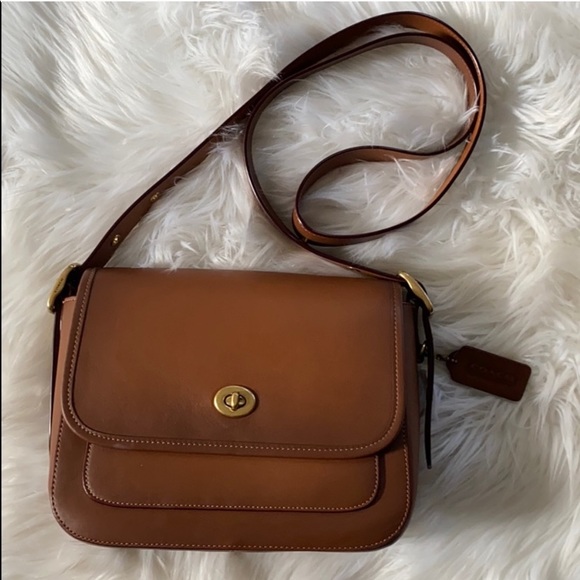 Brown Coach Shoulder Purse - Picture 2 of 11